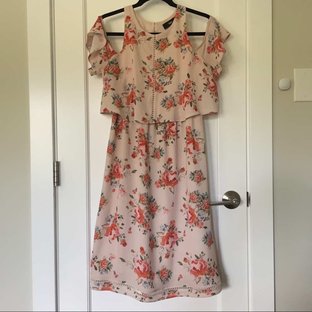 Mossimo Tiered Top Cold Shoulder Midi Floral Dress